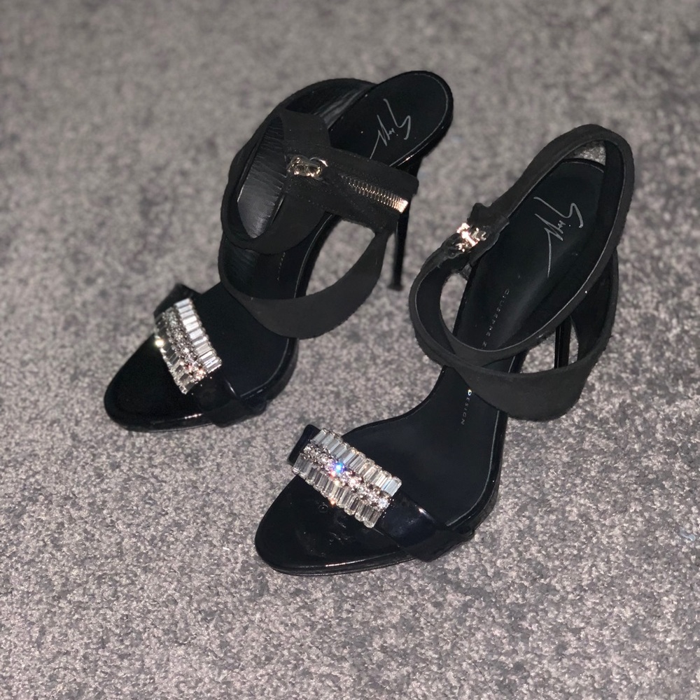 Giuseppe Zanotti Sandals sz 40